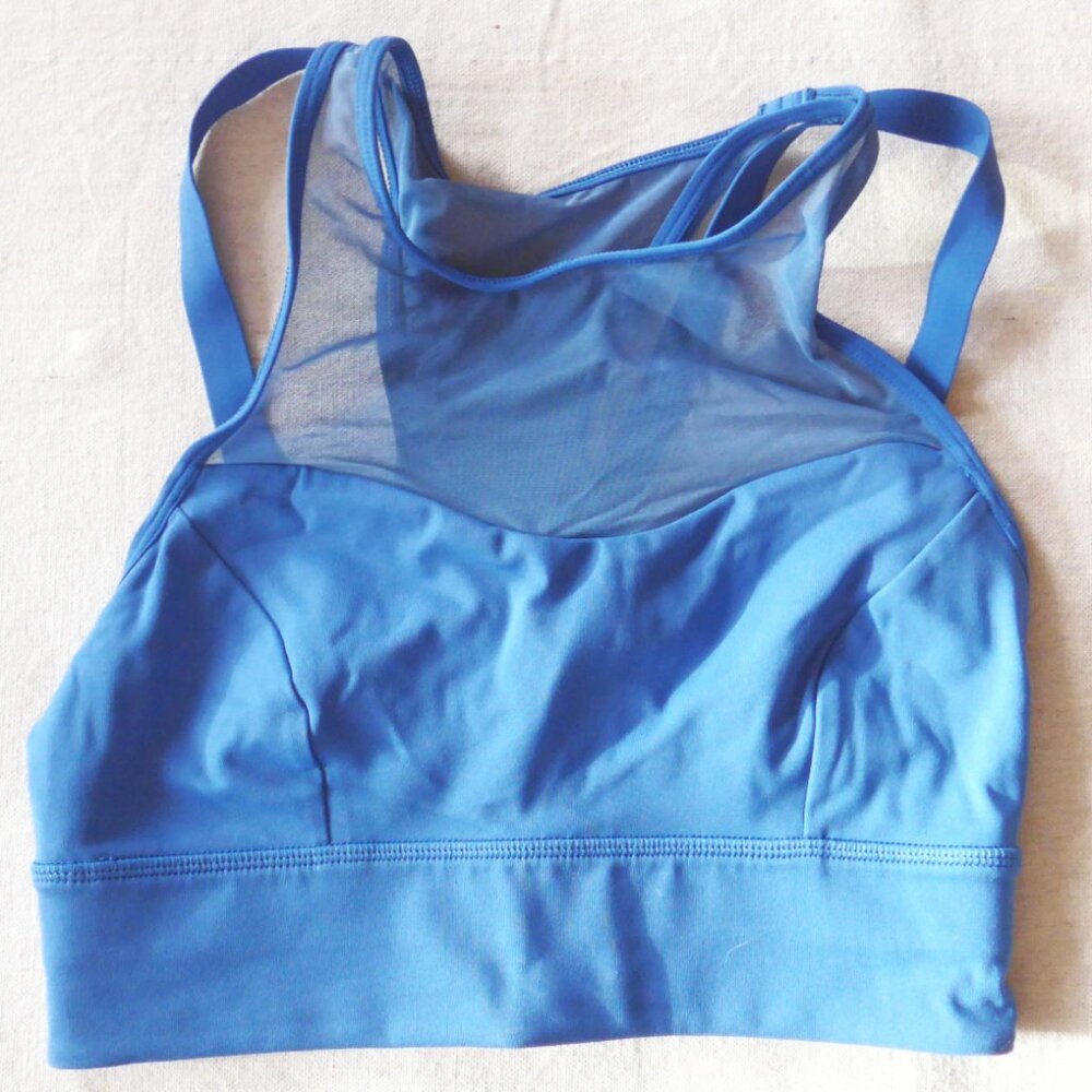 Lululemon Women 4 Sun Setter Bra in Royal